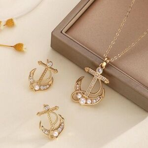 ⚓️Elegant GoldTone Pearl Embellished Nautical Necklace & Earrings set